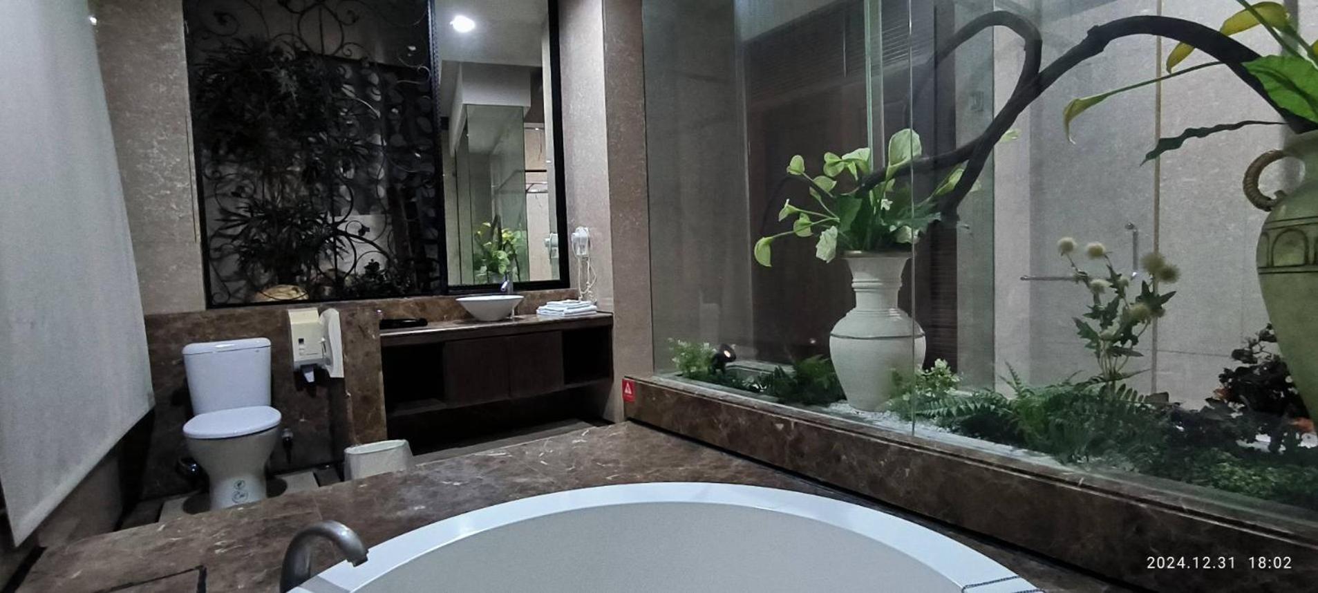 Shantis Motel Chiayi City Exterior photo