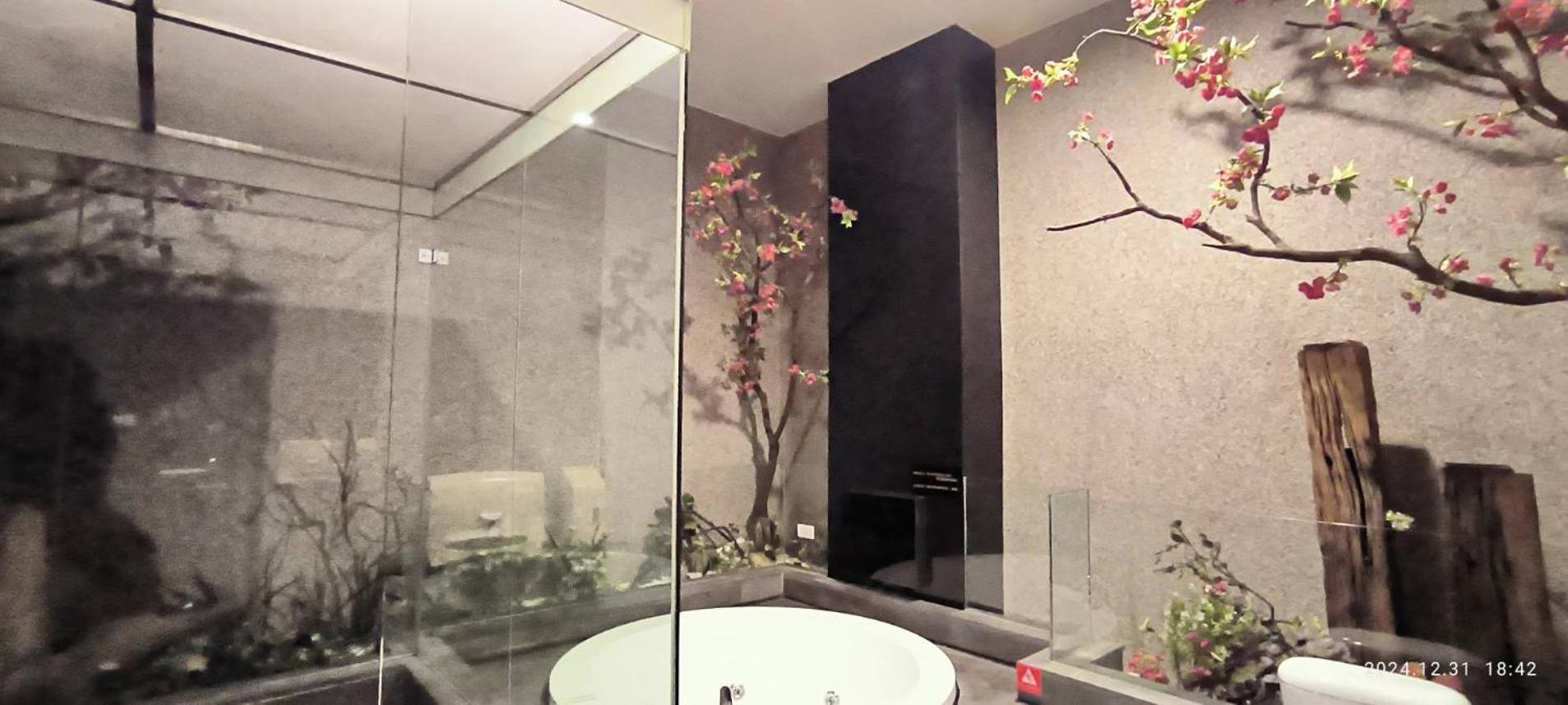Shantis Motel Chiayi City Exterior photo